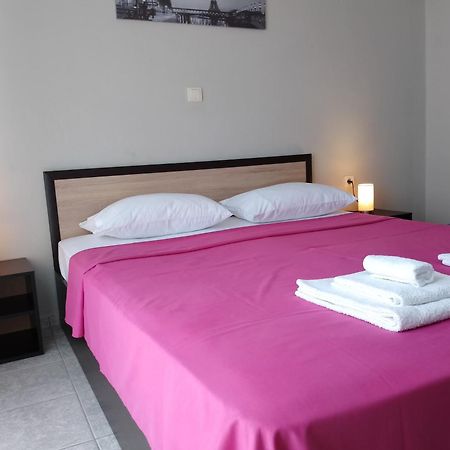 Sea And Sky Apartment Неа-Перамос Номер фото